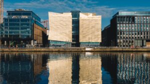 Guverner Centralne banke Irske se pogovarja s kripto, hvali "varno, decentralizirano" tehnologijo