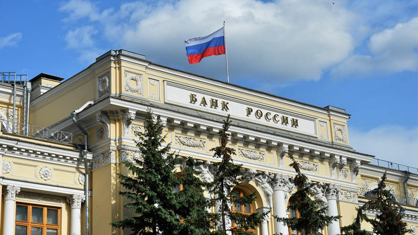 bank-of-russias-executive-says-buying-bitcoin-is-like-entering-a-minefield.jpg