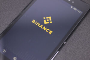 few-seeking-damages-from-binance-following-outages.jpg