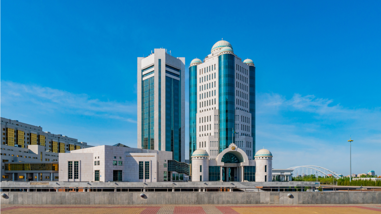 Сенат Казахстана принял закон, согласно которому криптоплатформы подлежат финансовому мониторингу