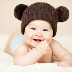 Finden Sie mit dieser virtuellen Fundraising-Idee heraus, welches Ihrer Unterstützer das süßeste Baby war.