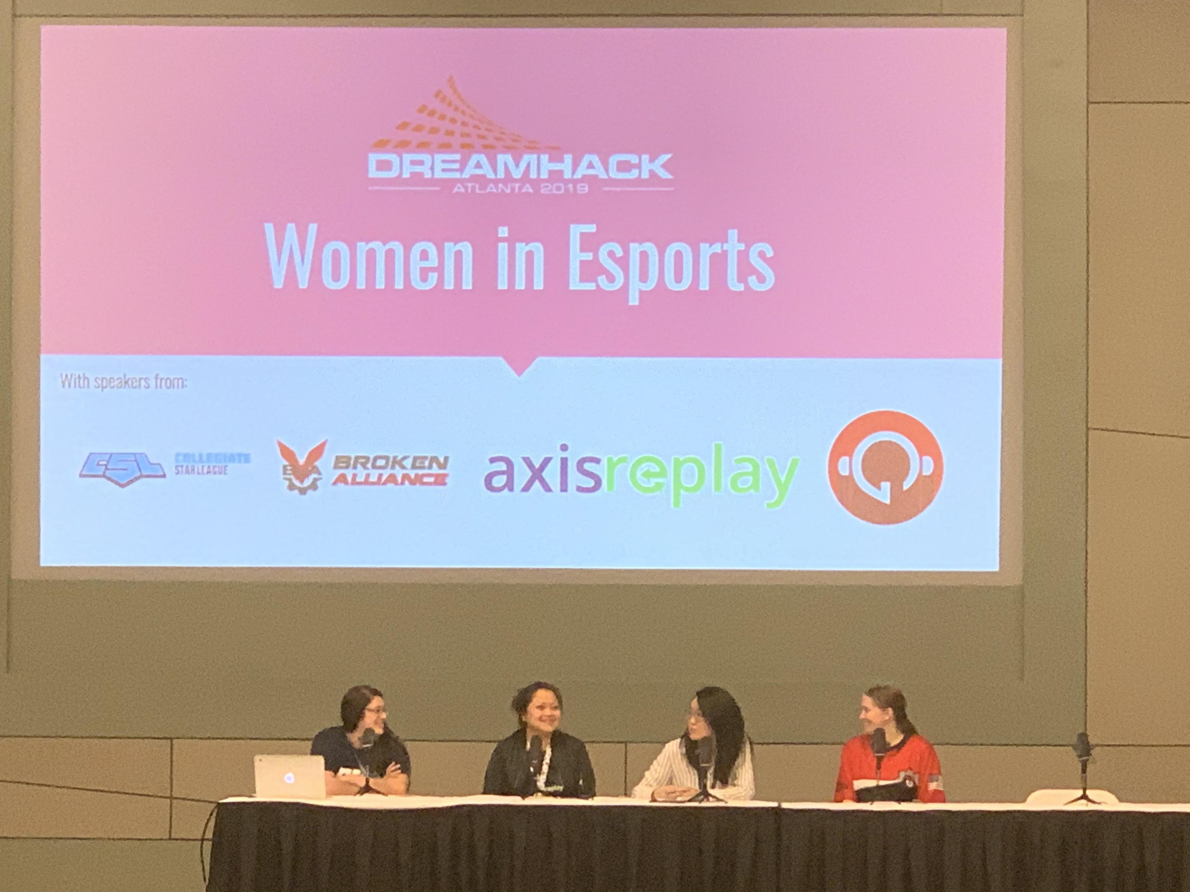 Women in Esports: Top 5 things that will increase their participation 14