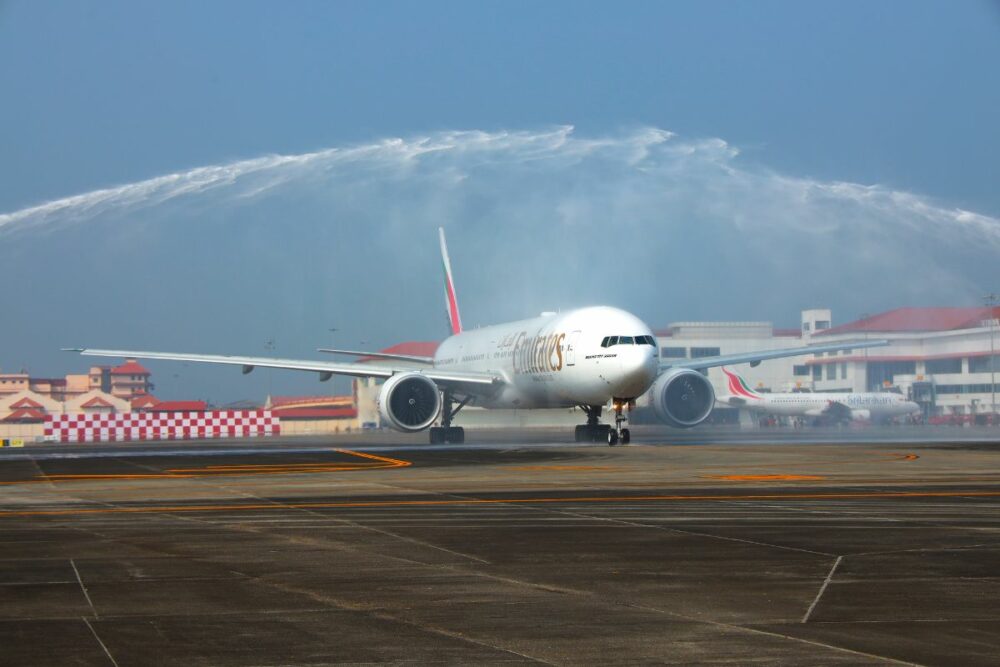 Emirates célèbre l'achèvement de deux décennies de service à Cochin