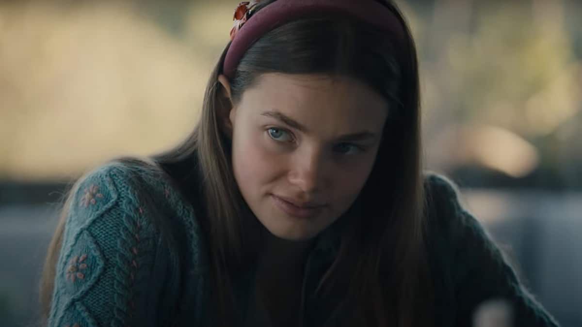 Kristine Froseth with long hair and a green top in Sharp Stick