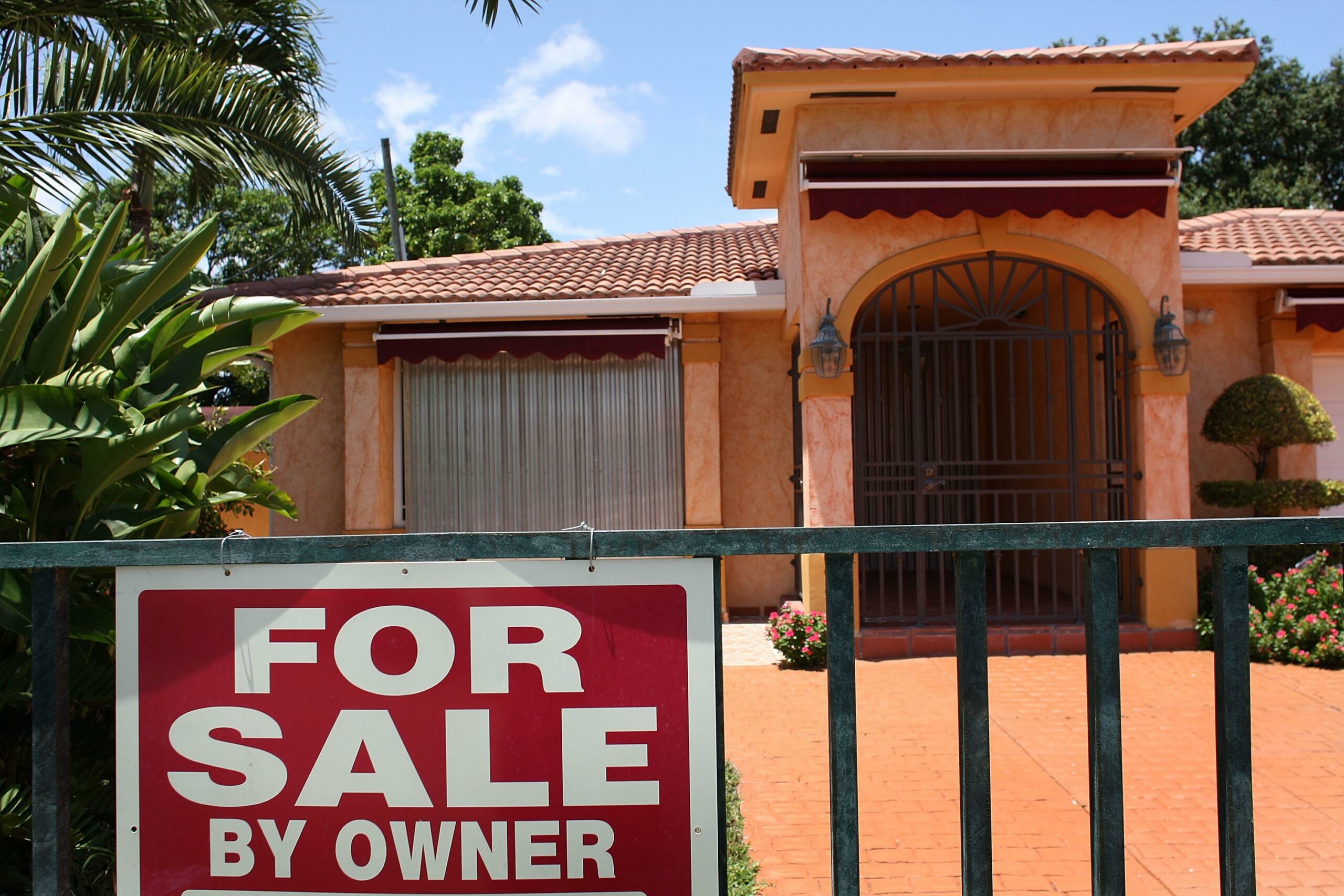 Rynek mieszkaniowy nadal się ślizga - sprzedaż spadła o 4% w listopadzie