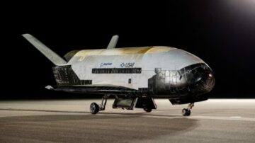 Reflektere over X-37B's seneste rekord-opgave