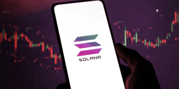 Solana Slides Another 16% and Falls Out of Top 20