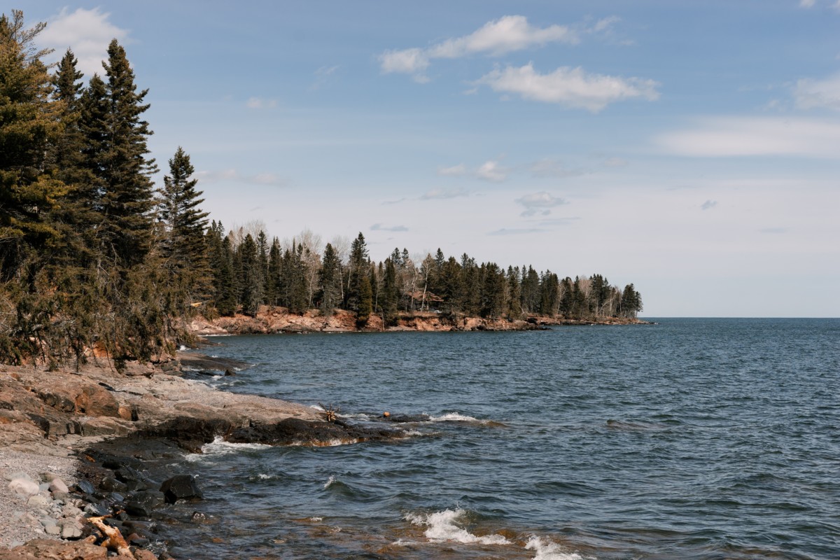 hồ cao cấp ở một trong những vùng ngoại ô duluth