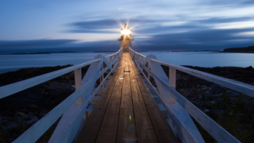 8 ways for agents to be the lighthouse in 2023