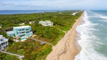 Beachfront Perch bietet luxuriöses Wohnen entlang der Atlantikküste Floridas