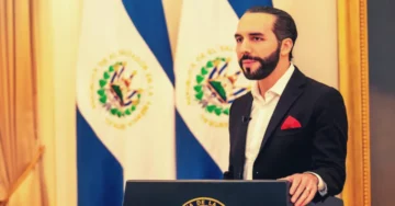 El Salvador betaalt $ 800 miljoen Bitcoin-obligatie, President Slams Mainstream Media