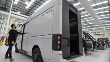 La start-up de furgonetas eléctricas Arrival reducirá a la mitad su personal restante
