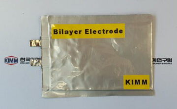 लिथियम-आयन बैटरी के लिए इलेक्ट्रोड डिजाइन जो स्मार्टफोन, लैपटॉप बैटरी के प्रदर्शन में सुधार करता है