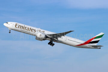 Emirates laajentaa Manner-Kiinan toimintaa, jatkaa matkustajaliikennettä Shanghaihin ja Pekingiin, kaksinkertaistaa liikenteen Brisbaneen