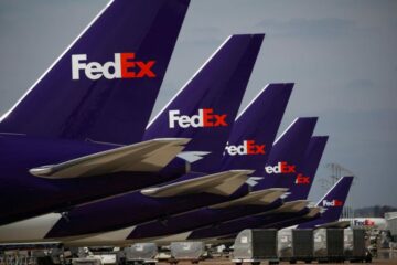 FedEx to Pare Sunday Deliveries Again as E-Commerce Wanes