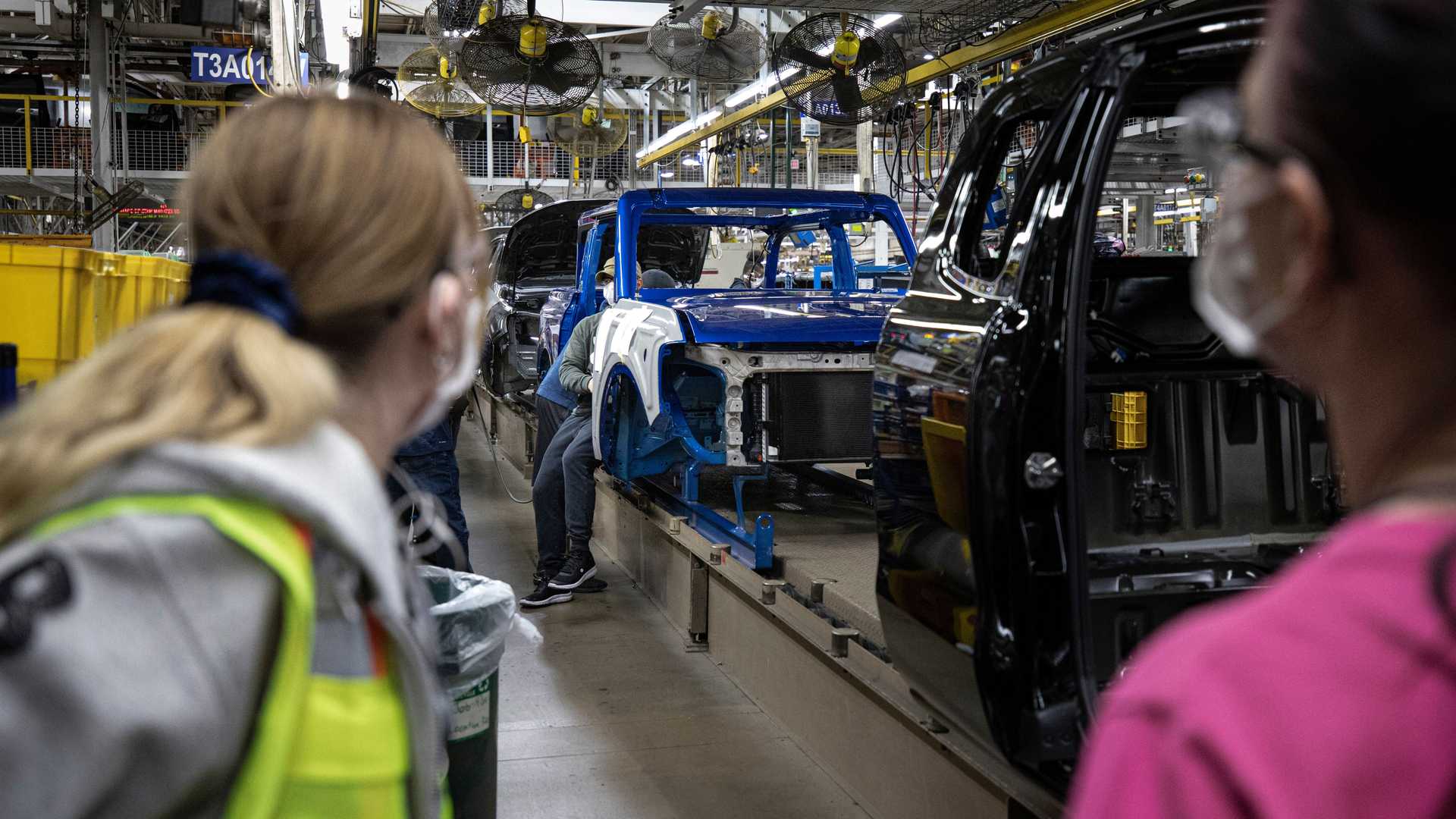 Ford пропонує покупцям Bronco 2,500 доларів США для зміни замовлень пакетів із високим попитом