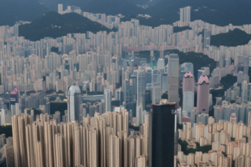 Франция и Гонконг планируют принять новогодние правила