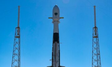 Satellite di navigazione GPS impostato per il lancio sul razzo SpaceX