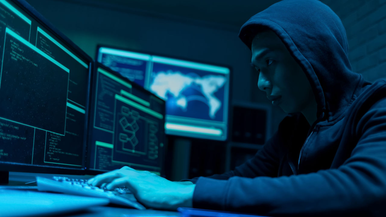 A hackert börtönbe küldték, mert kirabolta a vietnami kriptográfiai tőzsdét