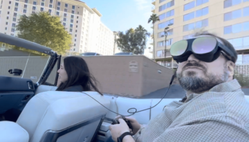 Holoride: een comfortabele rit in VR met een gamepad in de hand