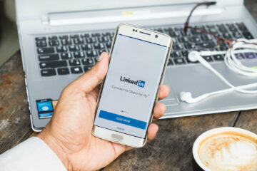 Εφαρμογή τεχνητής νοημοσύνης για την αυτοματοποίηση των μηνυμάτων LinkedIn