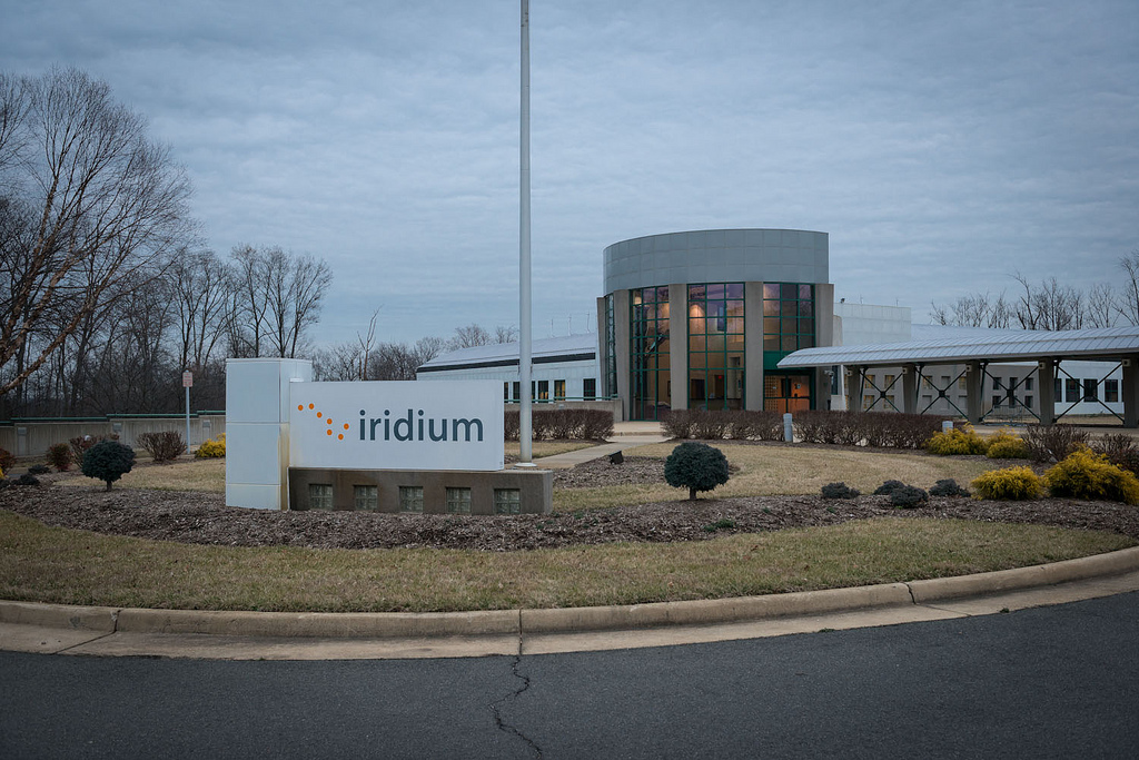 Iridium enters service agreement for direct-to-smartphone satellite service