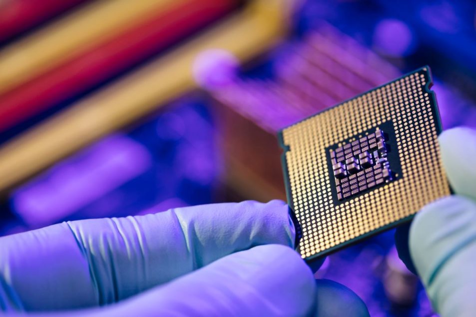 Nhật Bản, Hà Lan đồng ý hạn chế xuất khẩu thiết bị sản xuất chip sang Trung Quốc