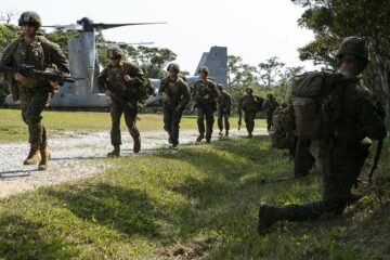 Japan til OK ny US Marine kyst regiment på Okinawa