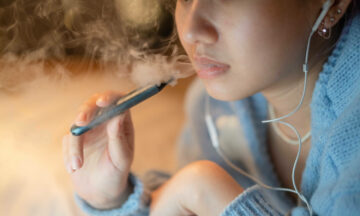 Nicotine, wiet of drank? Dit is de meest voorkomende stof die door tieners wordt gebruikt