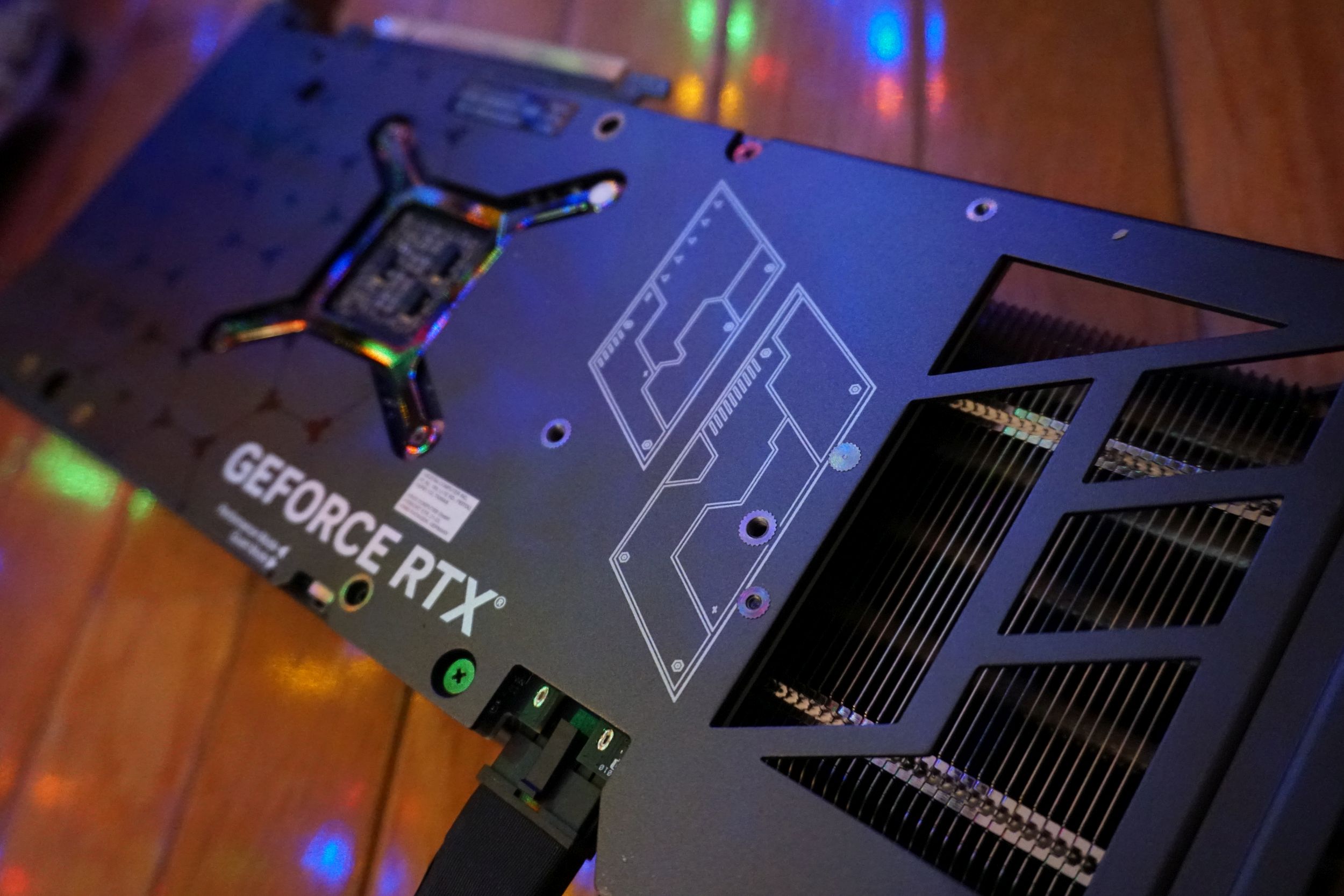 بررسی GeForce RTX 4070 Ti