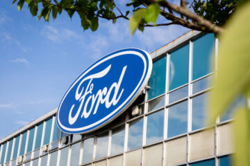 规划人员批准 Pendragon 的 Motherwell Ford 经销店开发