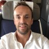 Matkustamomiehistö sammutti nopeasti lentävän akun Scoot Airbus A320neossa