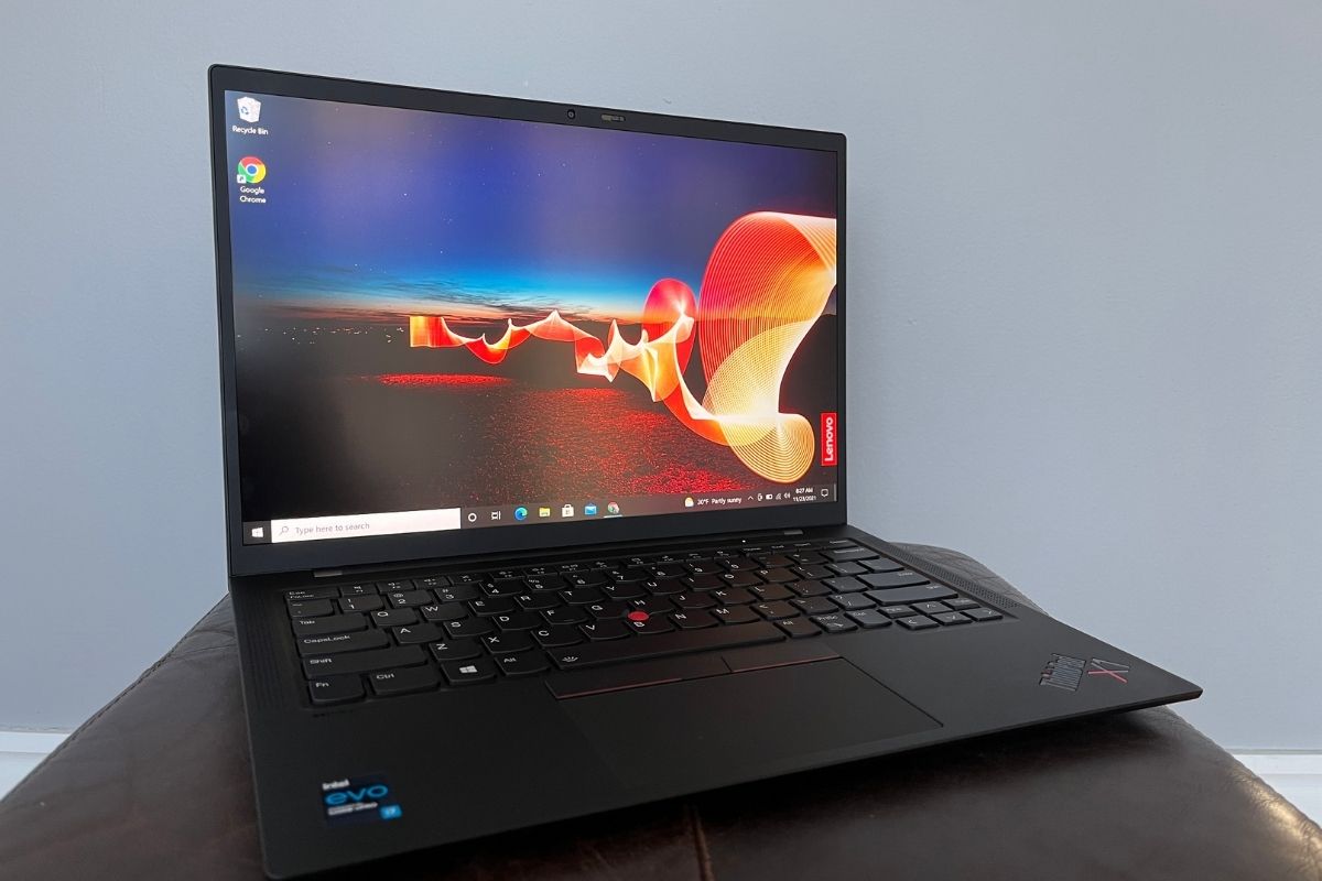 Lenovo ThinkPad X1 Carbon Gen 9 - بهترین لپ تاپ با بهره وری