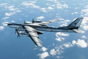 Ukraina-konflikten: Russland flytter bombefly til Fjernøsten ettersom Ukraina retter seg mot vestlige baser
