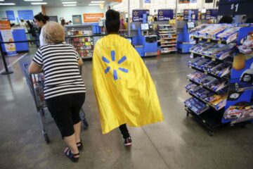 Walmart Dangles 17% Bump in Starting Wage in Tight Labor Market