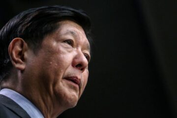 Xi en Marcos komen overeen om de banden te versterken en overleg te plegen over maritieme kwesties