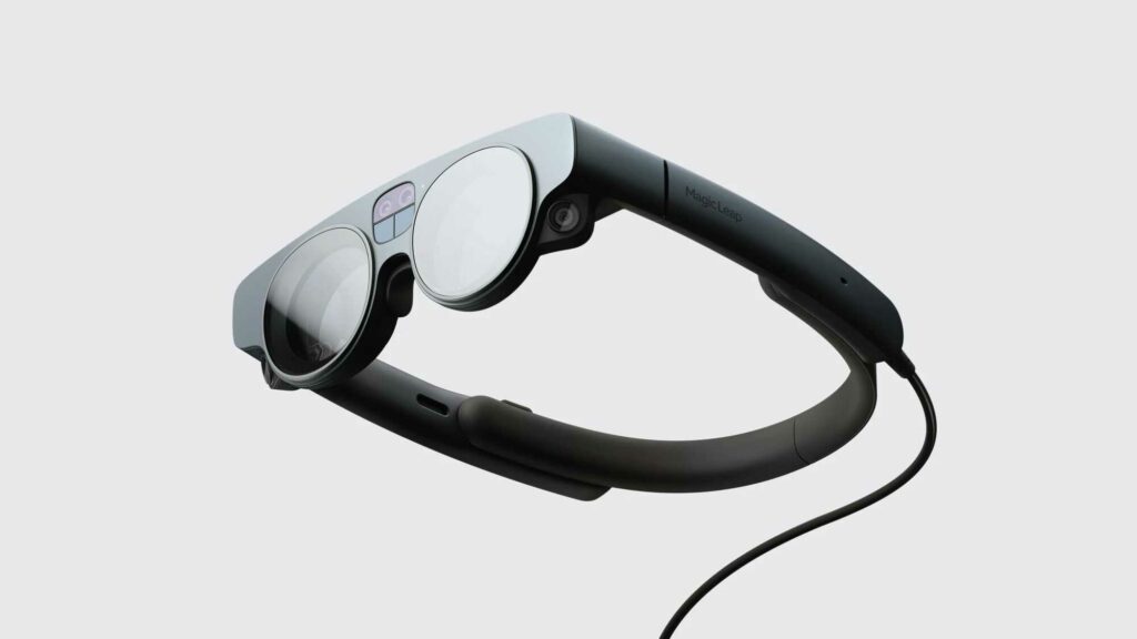 Flere selskaper avduker smarte briller når AR Race samler damp