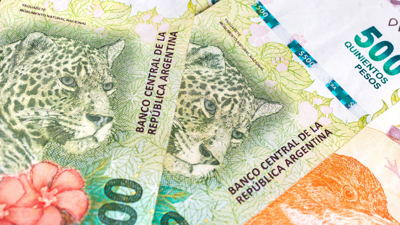 阿根廷央行将发行新的 2,000 比索钞票以应对通货膨胀持续上升