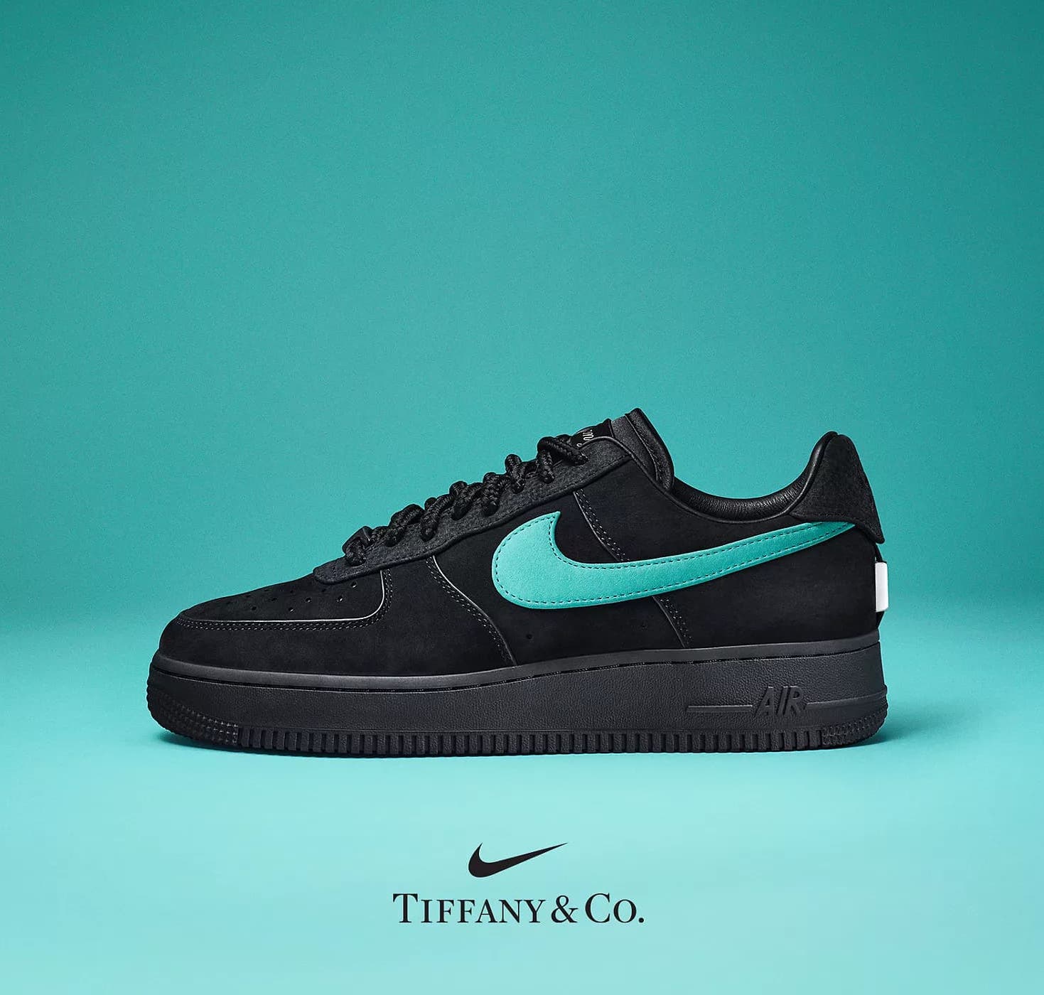 Συνεργασία παπουτσιών Nike x Tiffany & Co