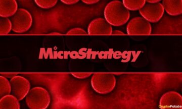 MicroStrategy تسجل الخسارة ربع السنوية الثامنة على التوالي بعد 8 مليون دولار من رسوم انخفاض BTC