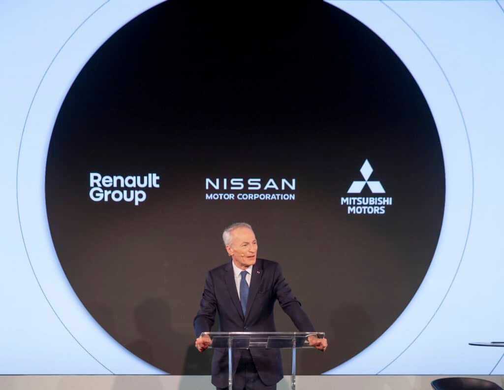 Renault-Vorsitzender Jean-Dominique Senard bei Vertragsunterzeichnung REL