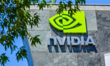 Nvidia, $10 A100 칩으로 치열한 AI 경쟁에 박차