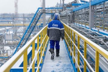 Oljesvängningar när återhämtning av råoljeexporten motverkar Rysslands nedskärning