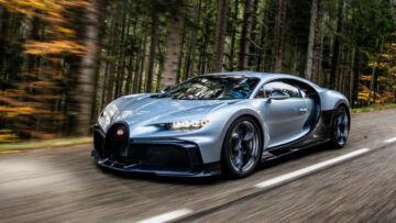 유일한 Bugatti Chiron Profilée가 경매에서 천만 달러 이상에 팔렸습니다.