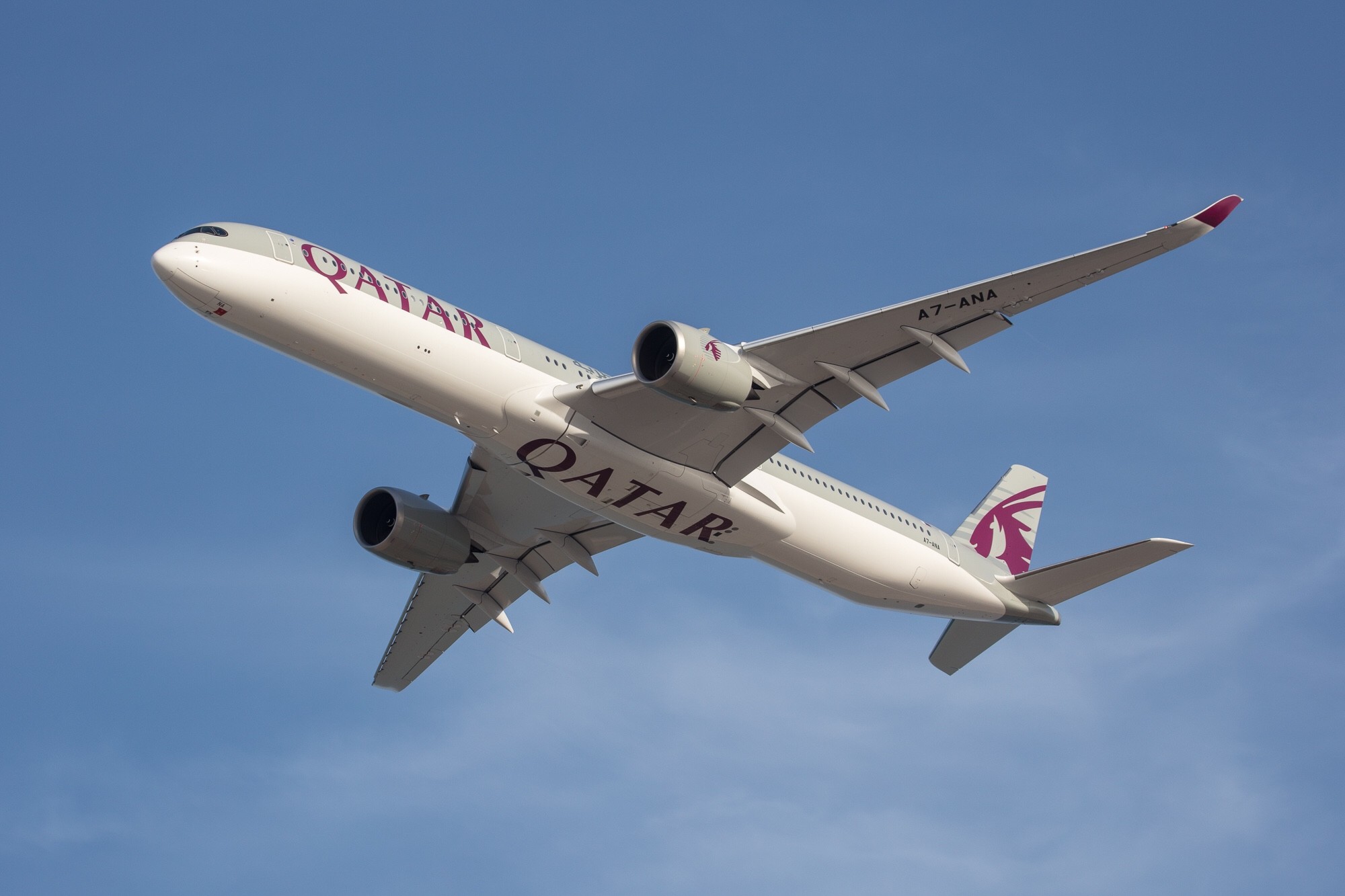 Qatar Airways și Airbus ajung la o înțelegere pe cale amiabilă în disputa legală cu privire la degradarea suprafeței A350
