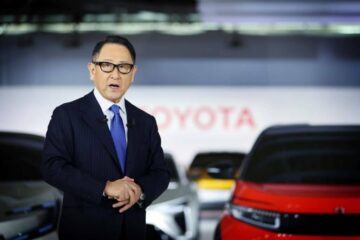Kurs cofania: nowy dyrektor generalny Toyoty planuje przyspieszyć przejście na pojazdy elektryczne