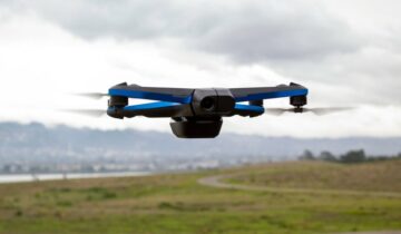 Skydio kerää 230 miljoonan dollarin rahoituksen tekoälyllä toimiville autonomisille droneilleen, ja arvo nousee 2.2 miljardiin dollariin