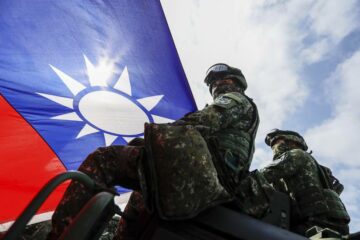 A lassú fegyverszállítások Tajvanba az amerikai termelés szűk keresztmetszete miatt okolhatók