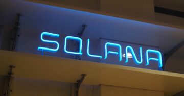 Solana-validators maken tweede herstartpoging naarmate transactiebevriezing voortduurt