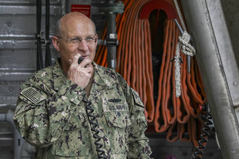 חיל הים האמריקני בוחן ומוסיף מומחי לוחמה מידע על צוללות נוספות